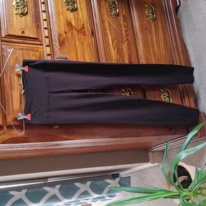 💚NWT Women's Black Leggings